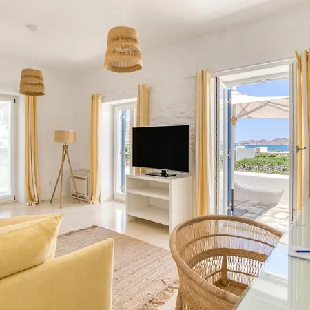 Bellonia Naousa (Paros)