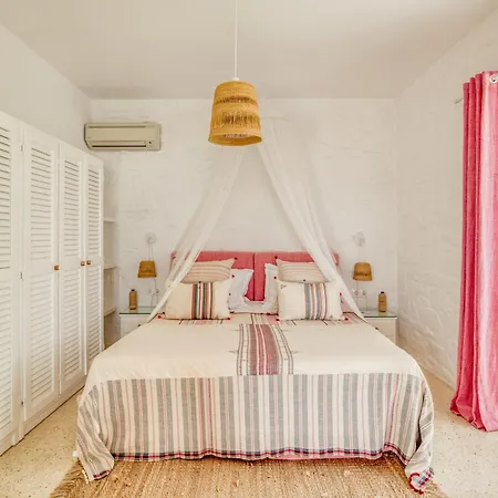 Aparthotel Bellonia Naousa (Paros)